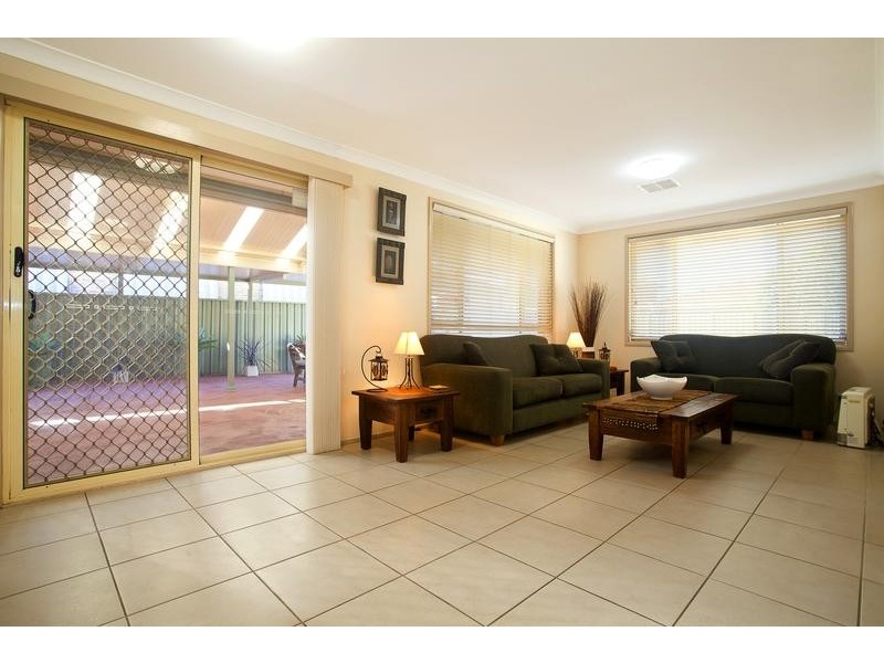32 Muru Drive, Glenmore Park NSW 2745
