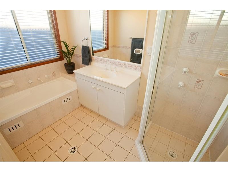 32 Muru Drive, Glenmore Park NSW 2745