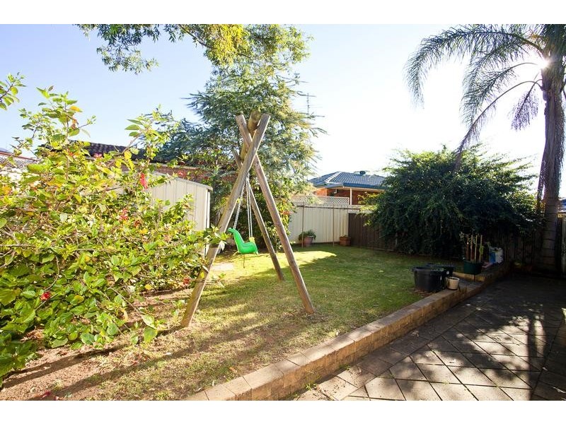 42 Stoke Crescent, South Penrith NSW 2750