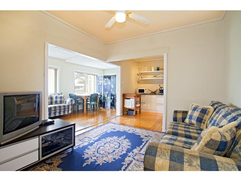 8 Eleventh Street, Warragamba NSW 2752