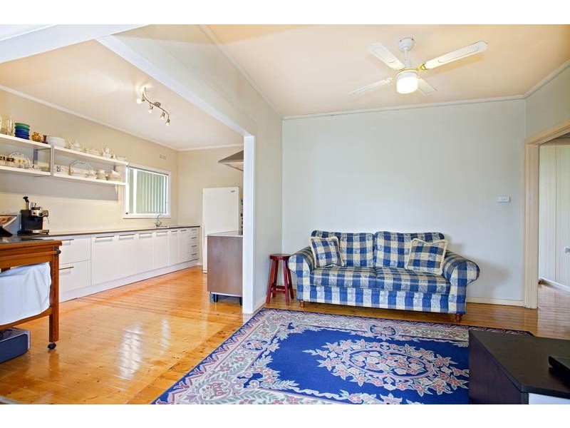 8 Eleventh Street, Warragamba NSW 2752