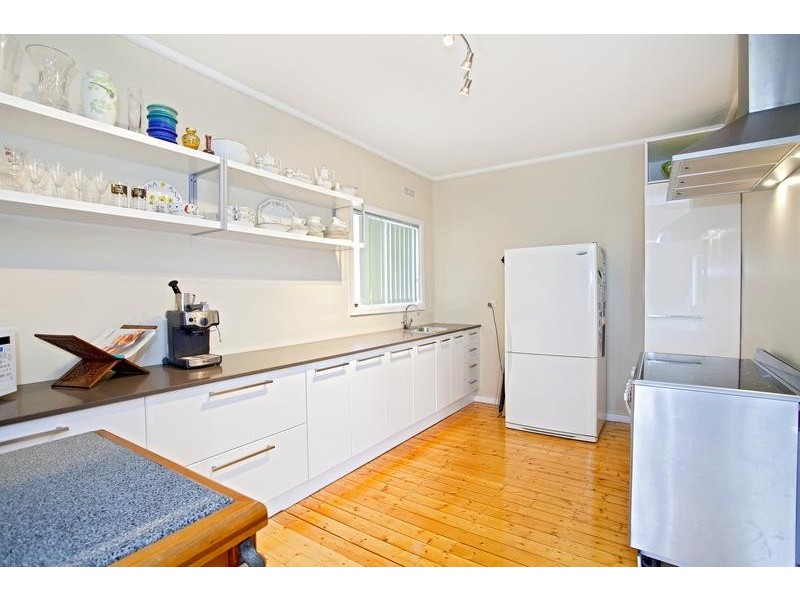 8 Eleventh Street, Warragamba NSW 2752