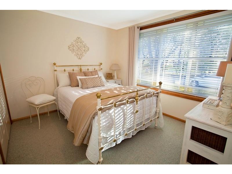 25 Devaney Ave, Glenmore Park NSW 2745