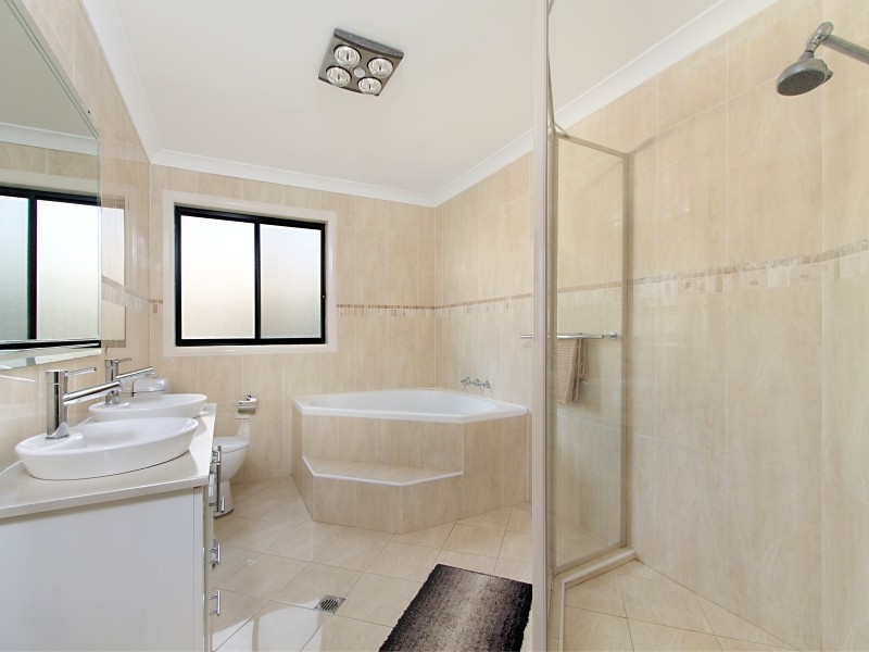 14 Coronet Terrace, Glenmore Park NSW 2745