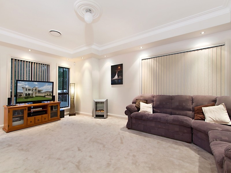 14 Coronet Terrace, Glenmore Park NSW 2745
