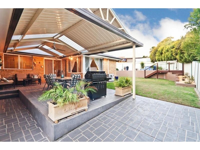 8 Allison Drive, Glenmore Park NSW 2745