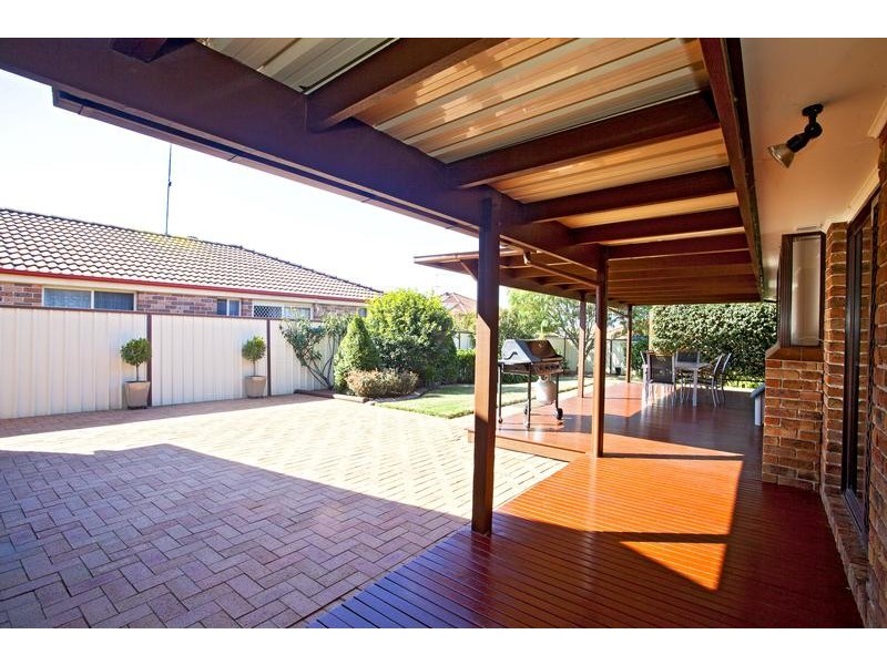 100 Muru Drive, Glenmore Park NSW 2745