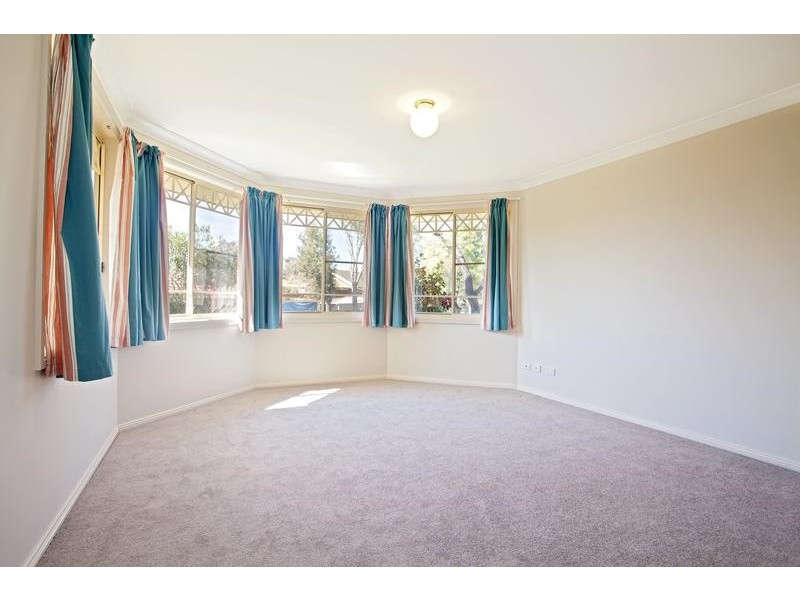 2 Naoi Place, Glenmore Park NSW 2745
