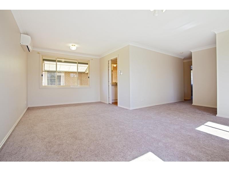 2 Naoi Place, Glenmore Park NSW 2745