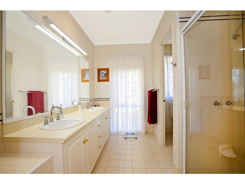 4 Riddell Close, Glenmore Park NSW 2745