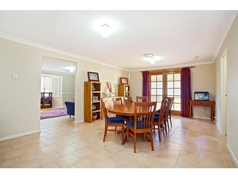 24 Dunna Place, Glenmore Park NSW 2745