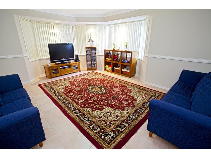 24 Dunna Place, Glenmore Park NSW 2745