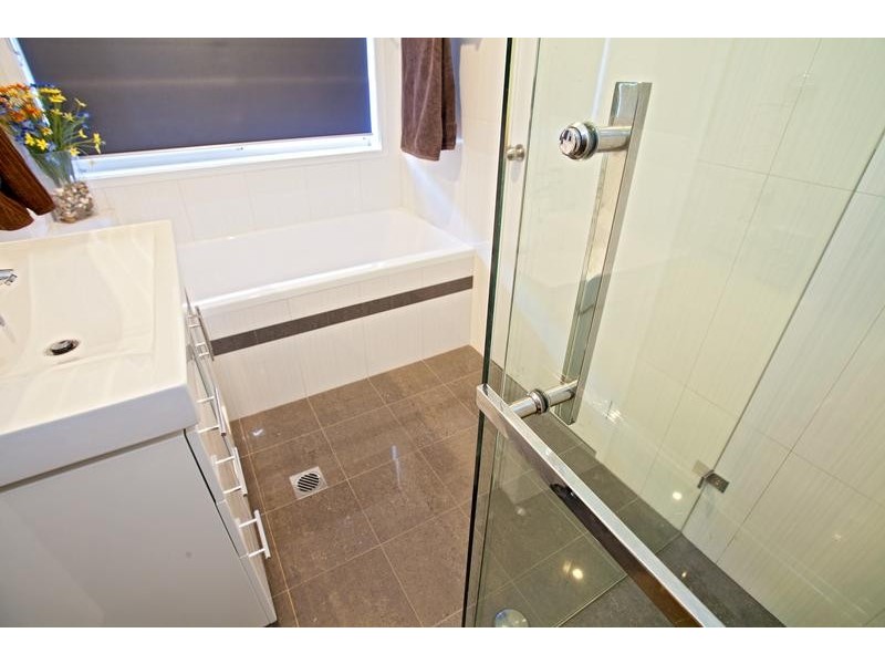 24 Dunna Place, Glenmore Park NSW 2745