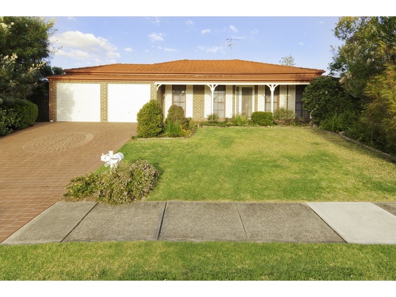6 Woodi Close, Glenmore Park NSW 2745