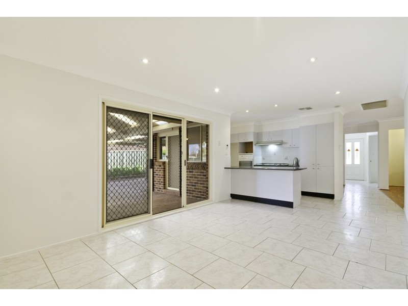 86 Muru Drive, Glenmore Park NSW 2745