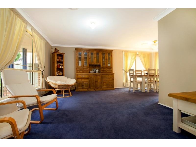 13 Wattlebird Crescent, Glenmore Park NSW 2745