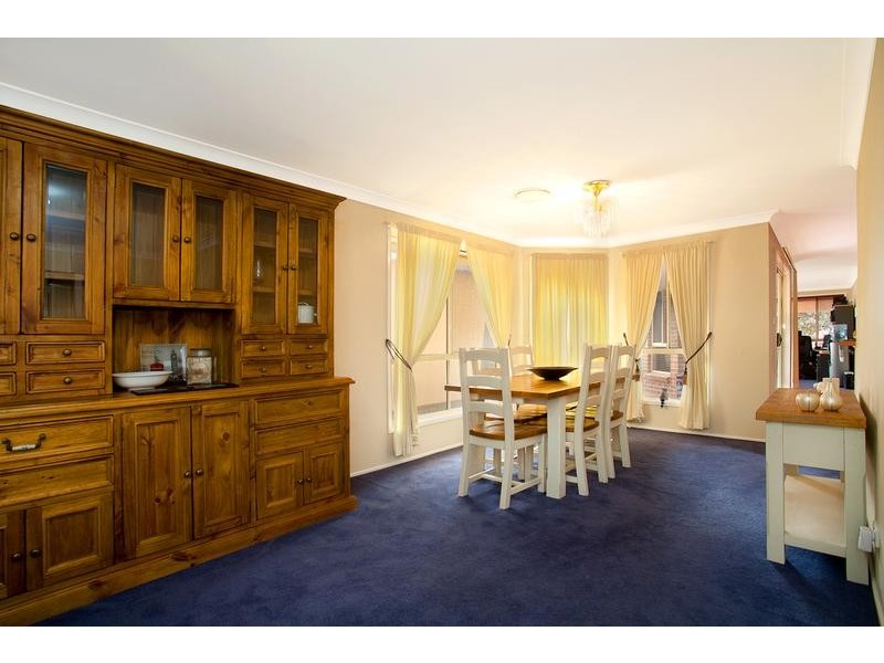 13 Wattlebird Crescent, Glenmore Park NSW 2745