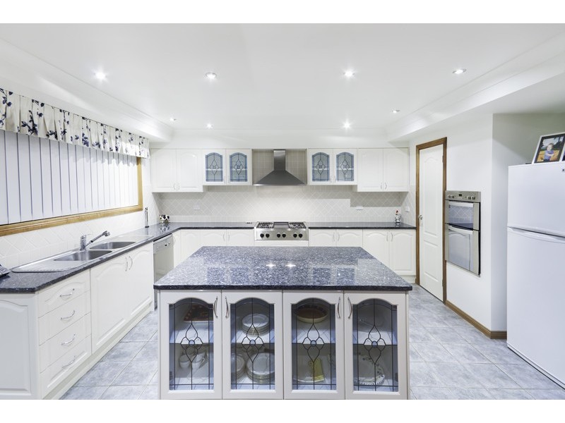 54 Monarch Circuit, Glenmore Park NSW 2745