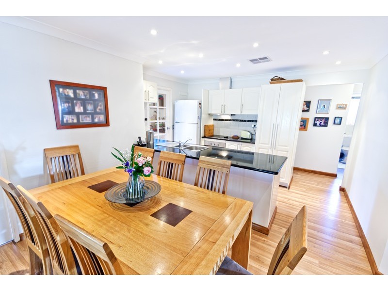 25 Linara Circuit, Glenmore Park NSW 2745