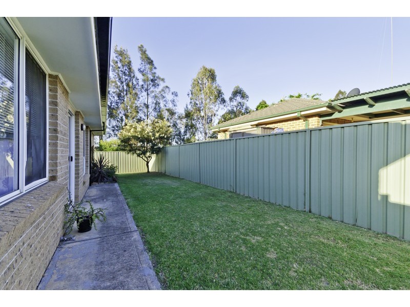 25 Linara Circuit, Glenmore Park NSW 2745