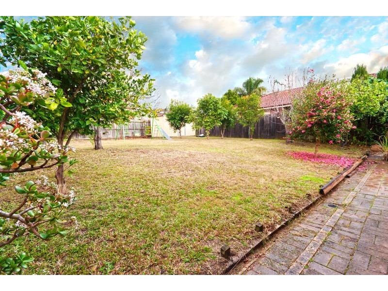 12 Oriole Street, Glenmore Park NSW 2745