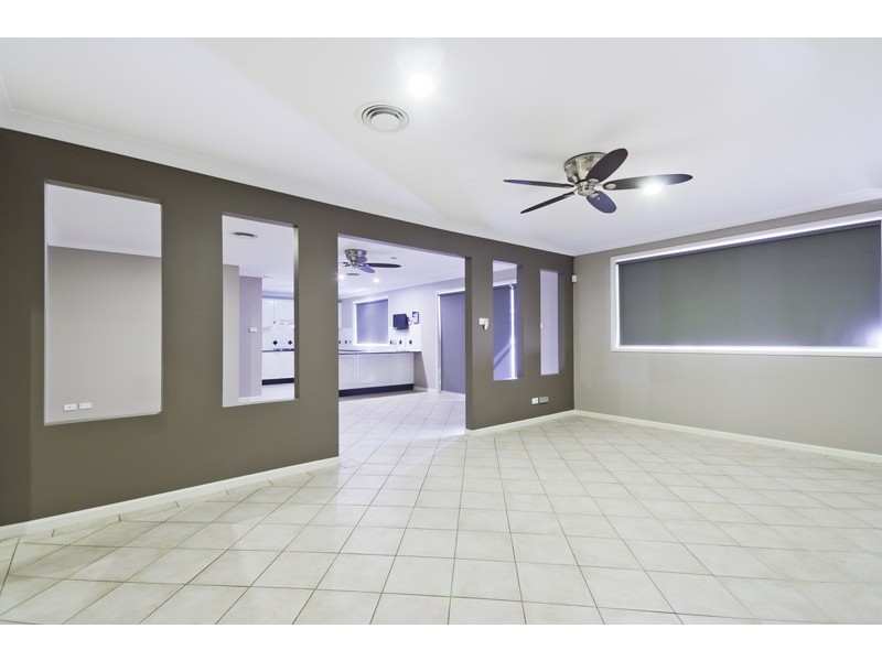 30 Kookaburra Crescent, Glenmore Park NSW 2745