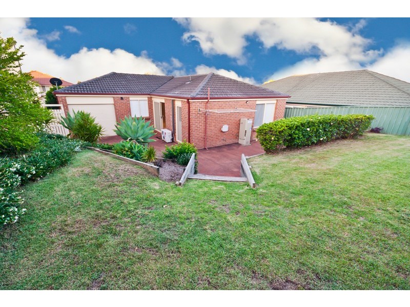 8 Kookaburra Crescent, Glenmore Park NSW 2745