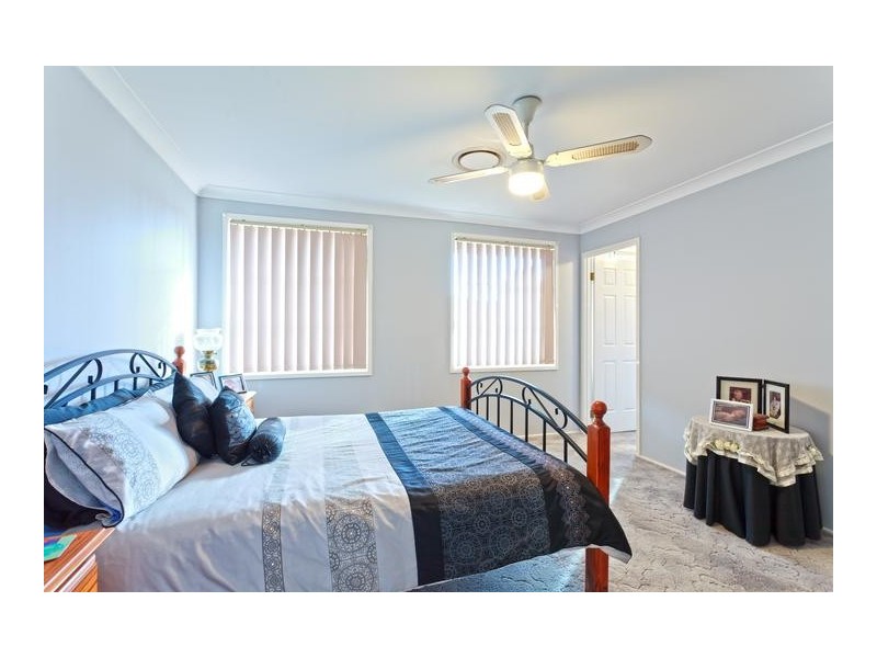 27 Muru Drive, Glenmore Park NSW 2745