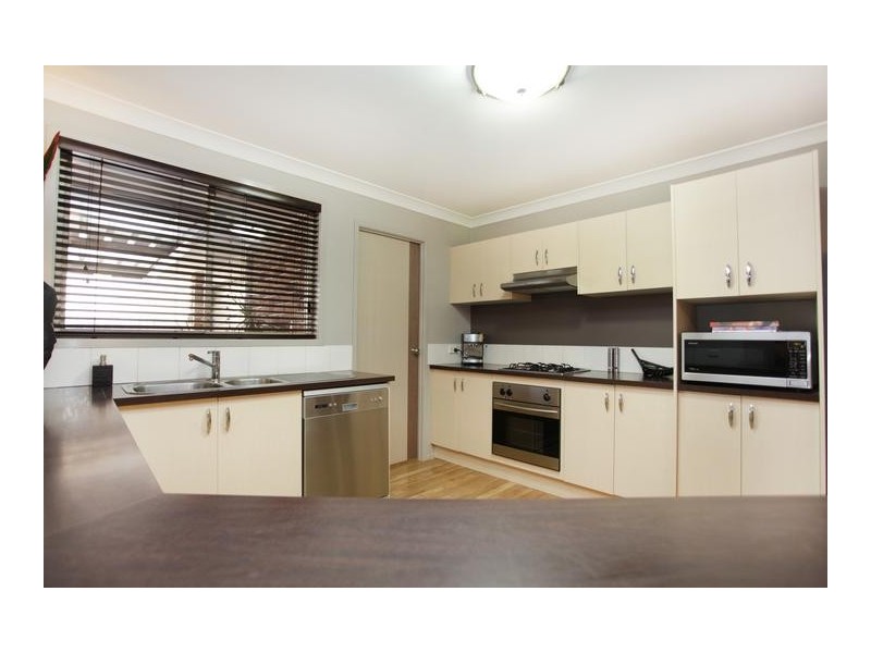 35 Knox Street, Glenmore Park NSW 2745