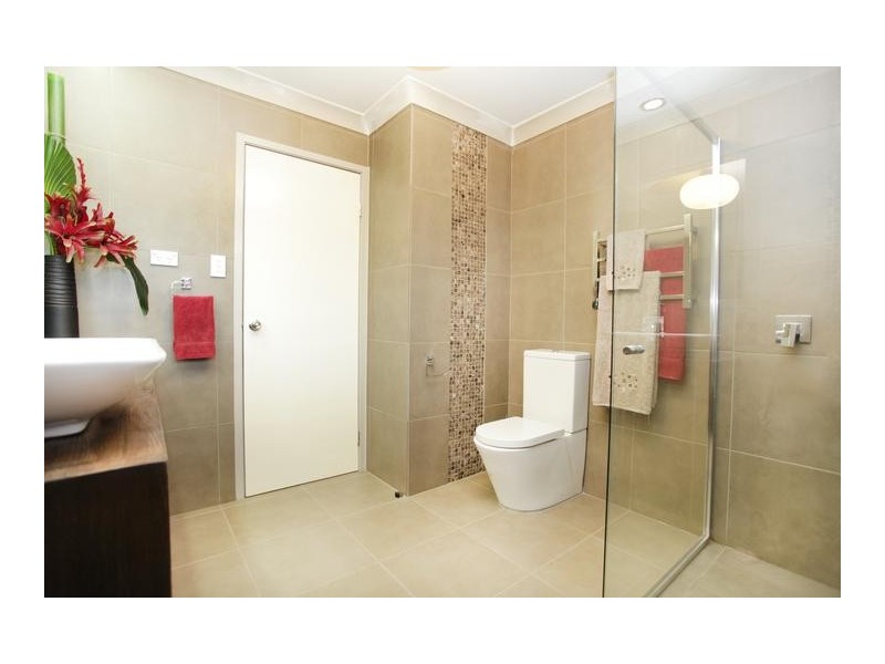 35 Knox Street, Glenmore Park NSW 2745