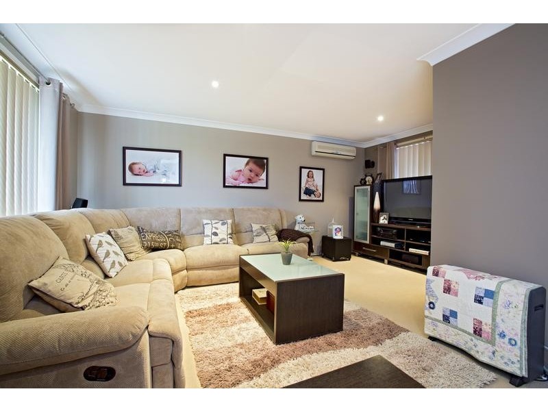 19 Cowan Place, Glenmore Park NSW 2745