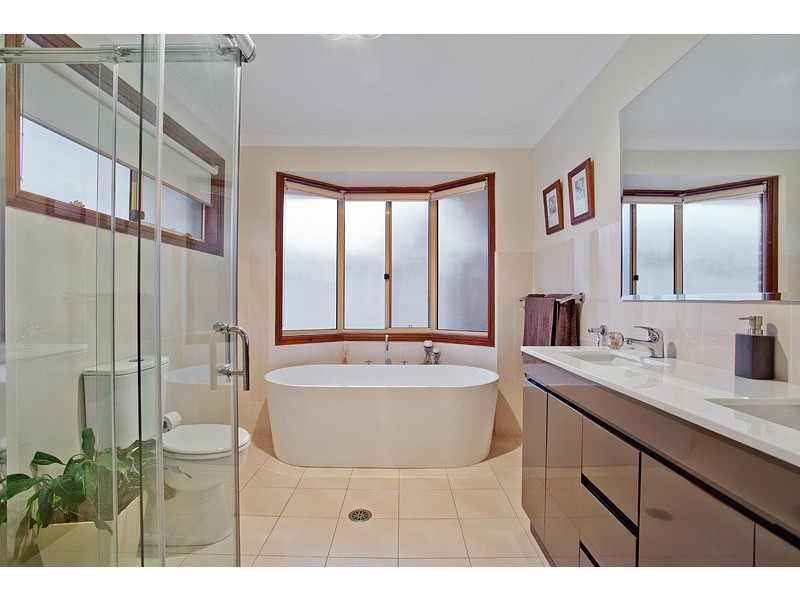 3 Scrubwren Place, Glenmore Park NSW 2745
