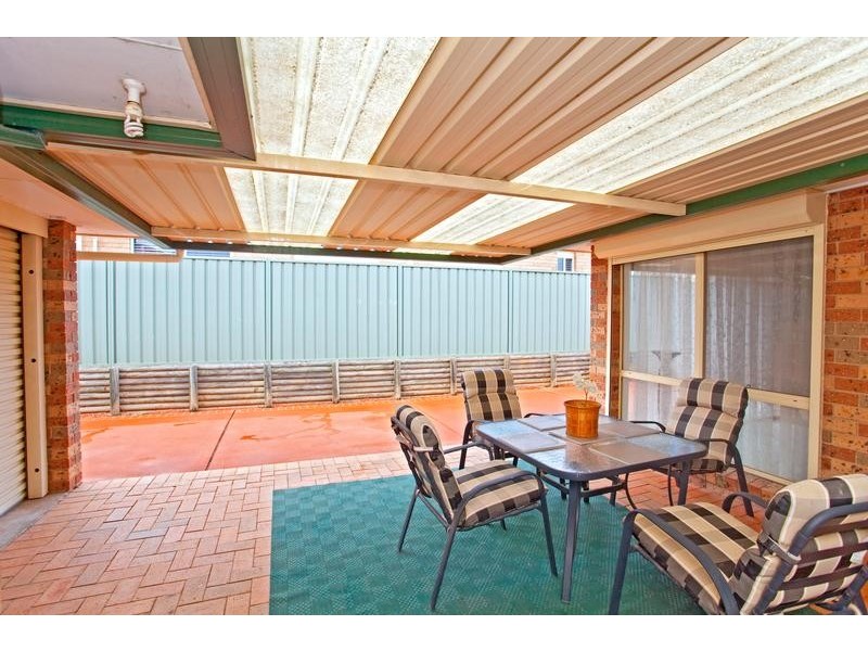 6 Sunningdale Drive, Glenmore Park NSW 2745