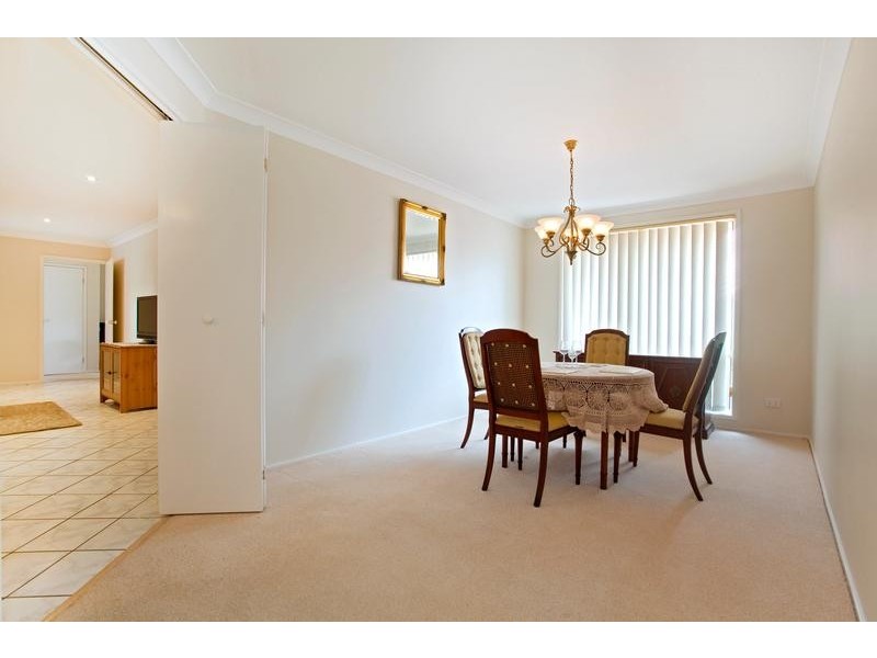 6 Sunningdale Drive, Glenmore Park NSW 2745