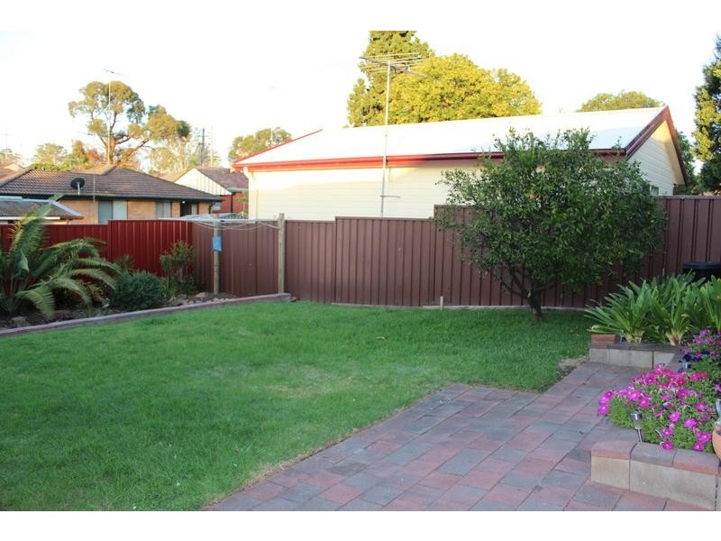 7 Treetops Avenue, South Penrith NSW 2750