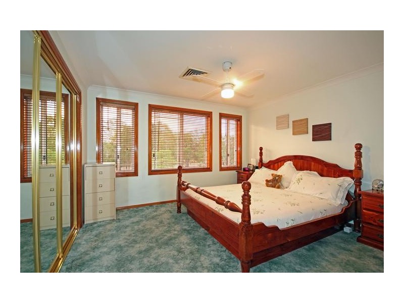 31 Devaney Avenue, Glenmore Park NSW 2745