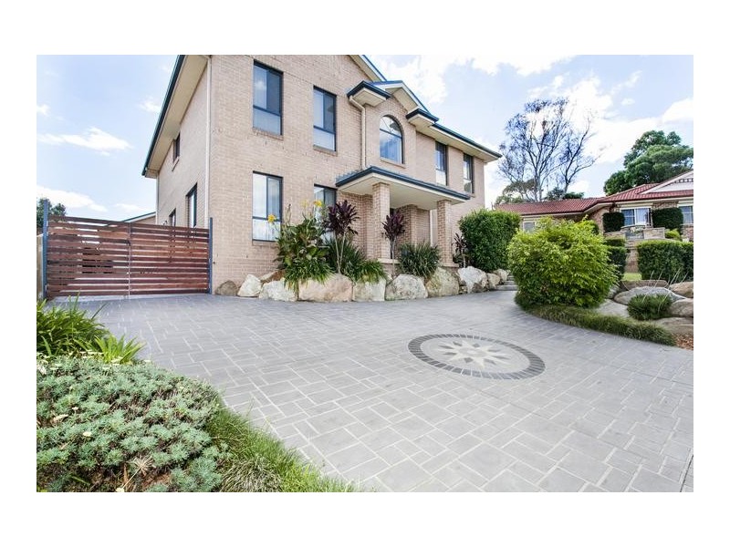 21 Barronfield Drive, Glenmore Park NSW 2745