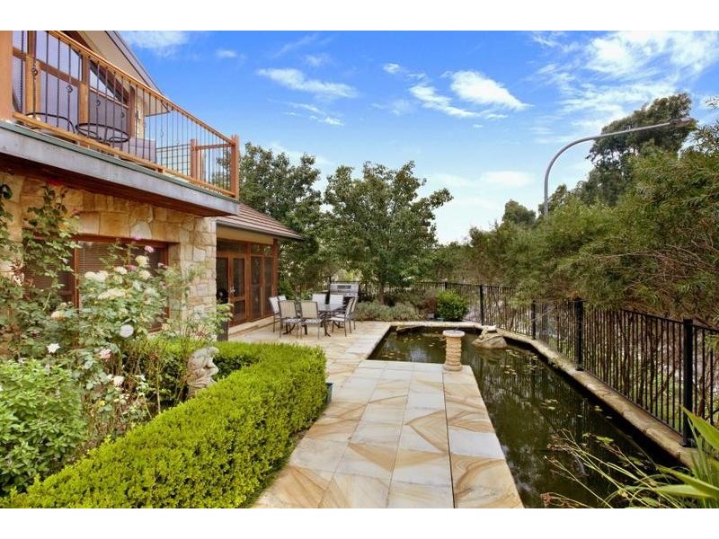 2 Cascade Avenue, Glenmore Park NSW 2745