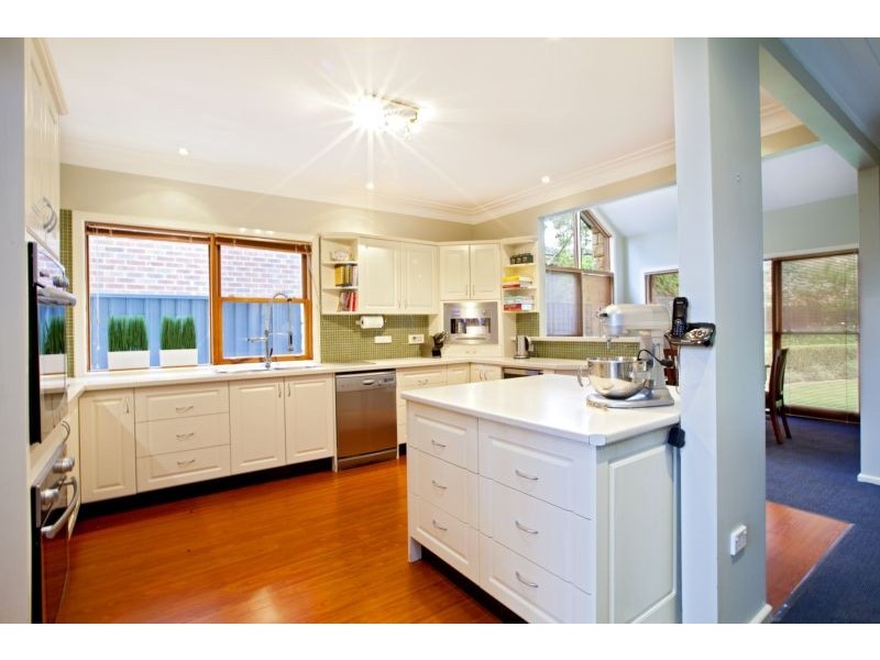 2 Cascade Avenue, Glenmore Park NSW 2745