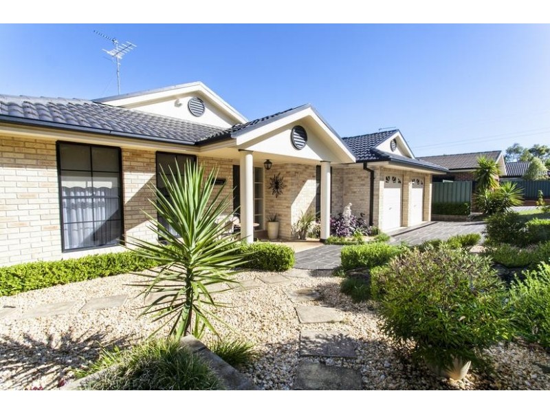 25 Saddler Way, Glenmore Park NSW 2745