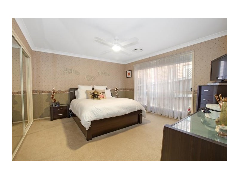 10 Butcherbird Place, Glenmore Park NSW 2745