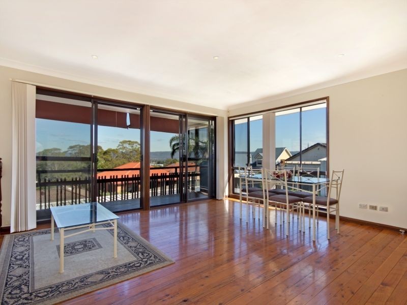 8 Pinetree Avenue, Cranebrook NSW 2749