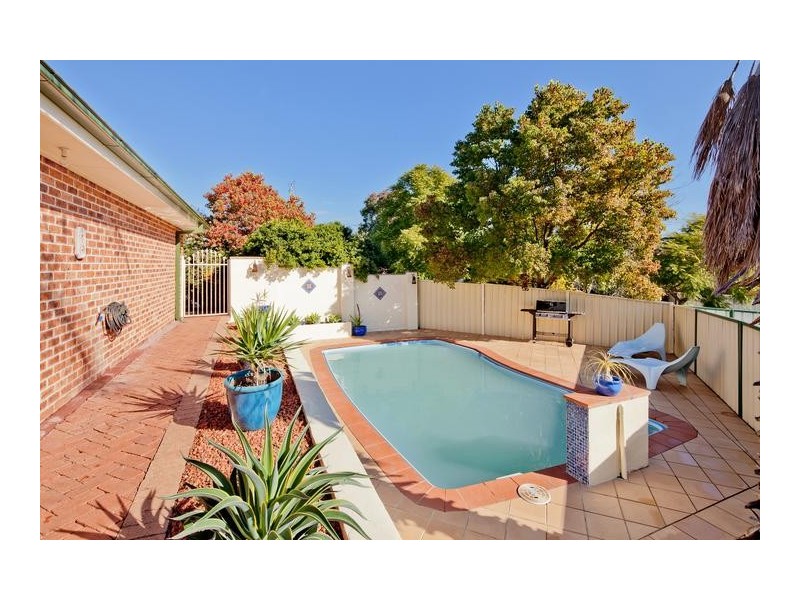 21 Marigold Close, Glenmore Park NSW 2745