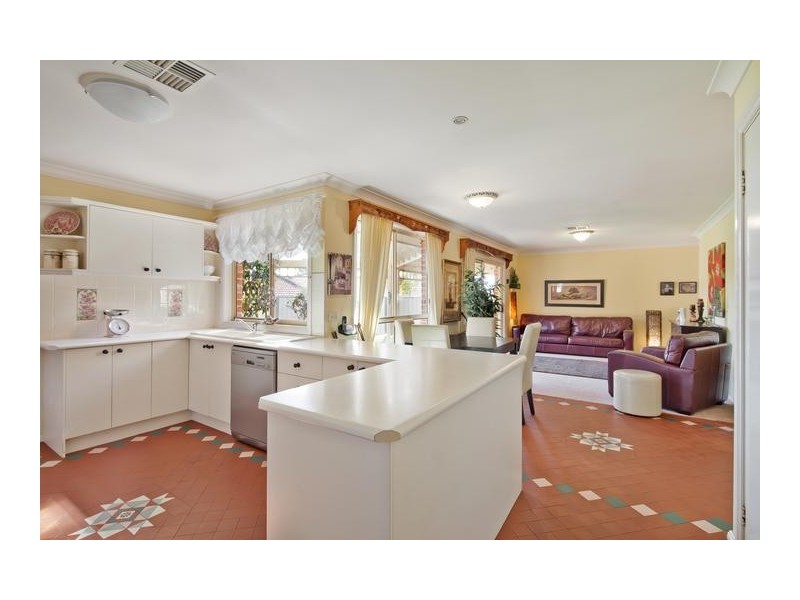 21 Marigold Close, Glenmore Park NSW 2745