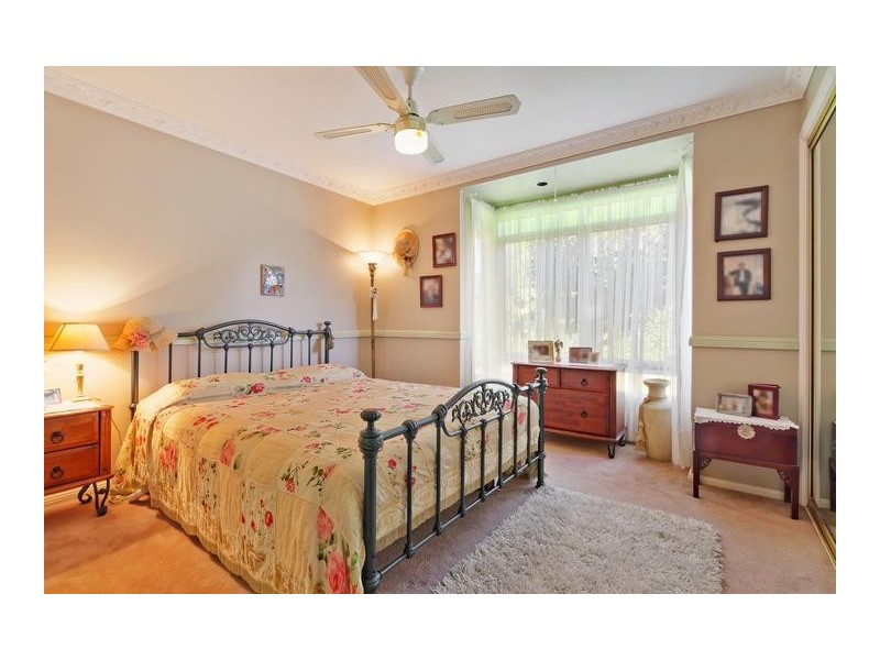 21 Marigold Close, Glenmore Park NSW 2745