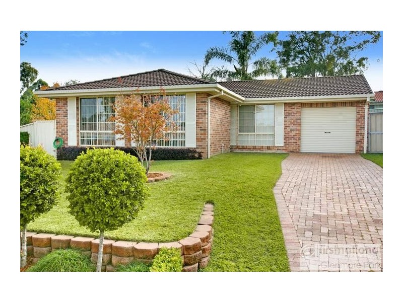 6 Cowan Place, Glenmore Park NSW 2745