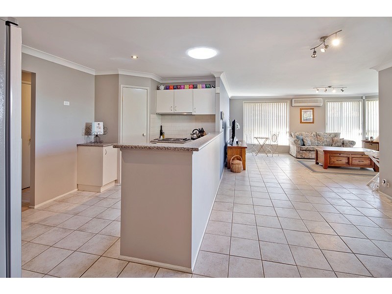 14 Kalua Place, Glenmore Park NSW 2745