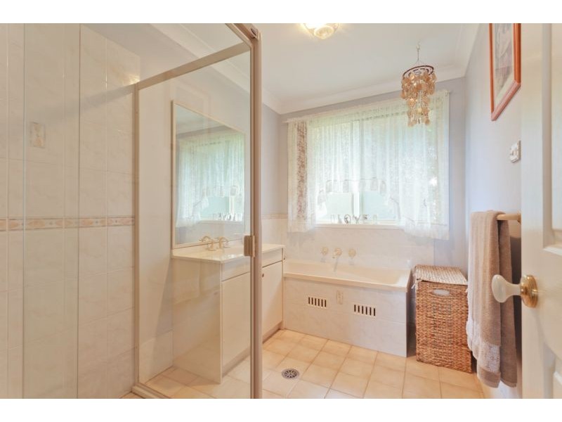 27 Muru Drive, Glenmore Park NSW 2745