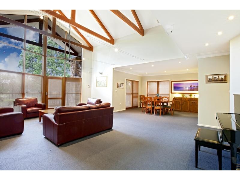 2 Cascade Avenue, Glenmore Park NSW 2745