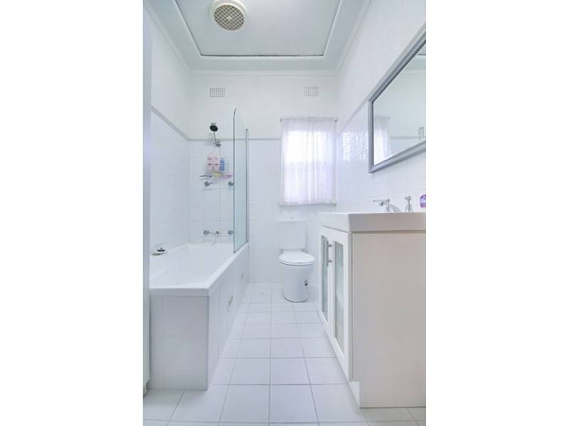 63 Bringelly Road, Kingswood NSW 2747